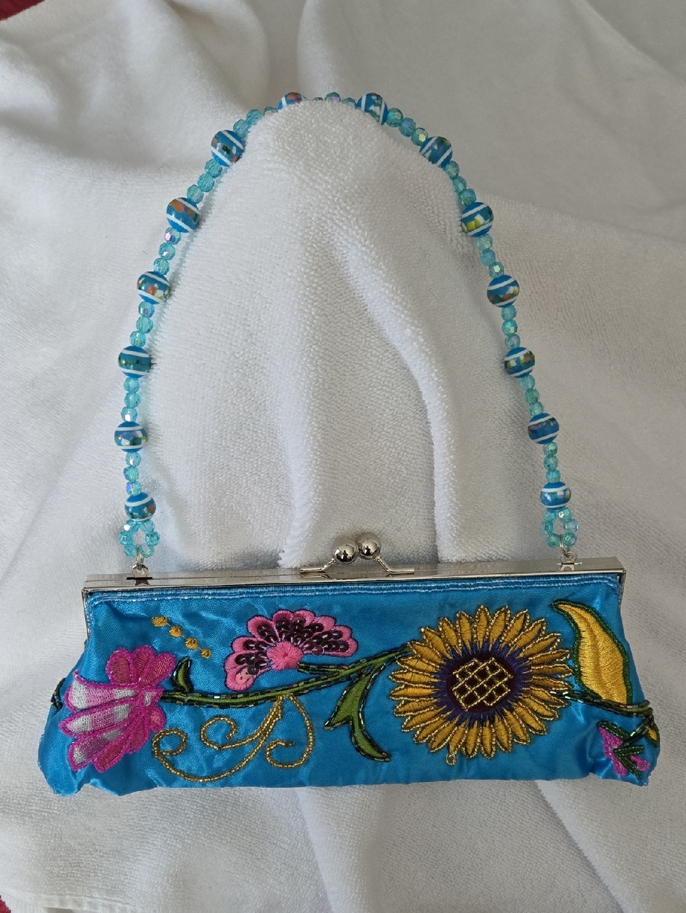 Embroidered Turquoise Floral Beaded Handle Women’s Clutch
